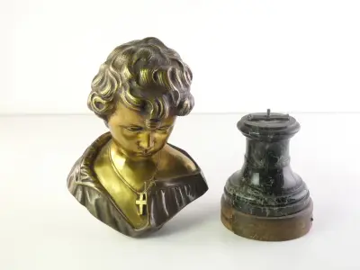 Oud bronzen buste religieuze jongen – kavel bij De Kringwinkel, Heverlee