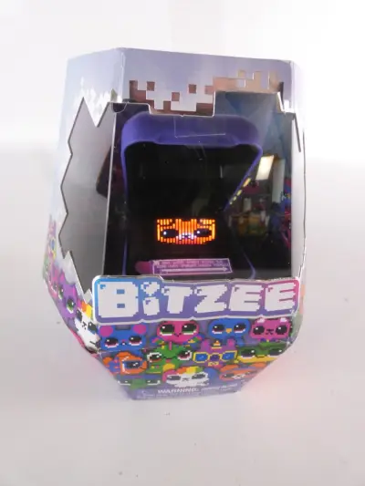 Bitzee Digitaal Virtueel Huisdier Speelgoed – kavel bij De Kringwinkel, Heverlee