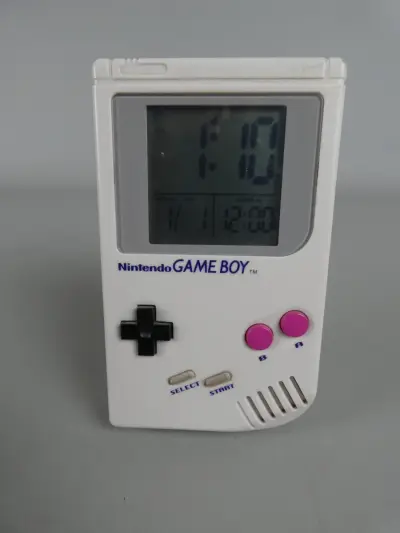 Nintendo Gameboy wekker – kavel bij De Kringwinkel, Diest