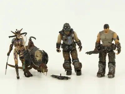 Gears of war en Spawn actiefiguren – kavel bij De Kringwinkel, Antwerpen