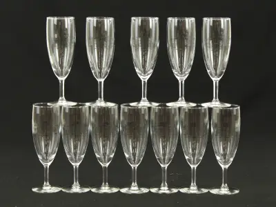 Set van 12 vintage Epernay champagne fluitglazen – kavel bij De Kringwinkel, Antwerpen