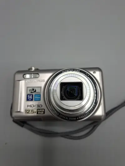 Compacte Superzoom: Olympus VR-330 Digitale Camera (14 Megapixel & 12.5x Zoom) – kavel bij De Kringwinkel, Waardamme