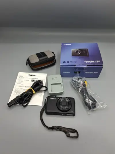 Complete Canon PowerShot S95 Premium Compactcamera – In Originele Doos + Accessoires & 8GB SD! – kavel bij De Kringwinkel, Waardamme