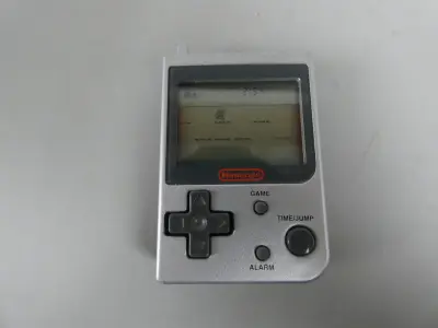 Nintendo wekker met minispel – kavel bij De Kringwinkel, Diest