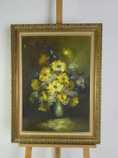 Schilderij met gele bloemen in groene vaas – kavel bij De Kringwinkel, Heverlee