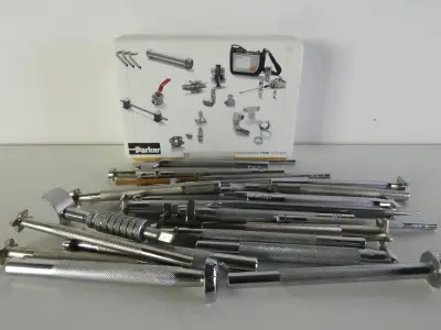 Verzameling vintage Craftool USA leerstempels en graveergereedschap – kavel bij De Kringwinkel, Heverlee