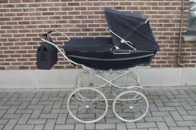 Silvercross traditionele kinderwagen – kavel bij De Kringwinkel, Brecht
