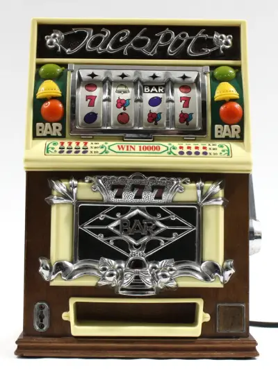 Illuminated Radio Slot Machine | AM/FM [1970] – kavel bij De Kringwinkel, Dilsen