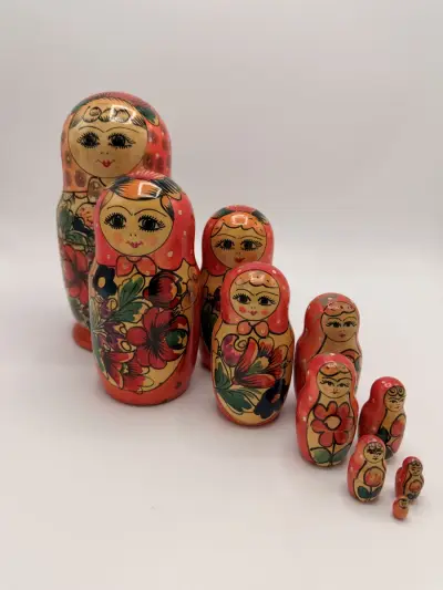 Set Matroesjka-poppen (10 delig) – kavel bij De Kringwinkel, Dendermonde