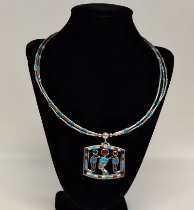 Kralenketting met hanger – kavel bij De Kringwinkel, Aalst