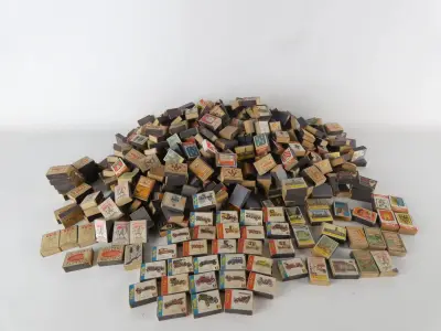 Vintage luciferdoosjescollectie (2 kg - circa 570-600 stuks) – kavel bij De Kringwinkel, Heverlee