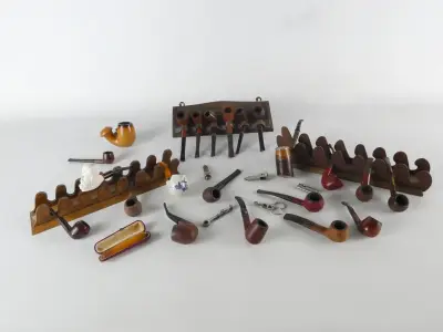 Verzameling vintage rookpijpen en pijpaccessoires – kavel bij De Kringwinkel, Heverlee