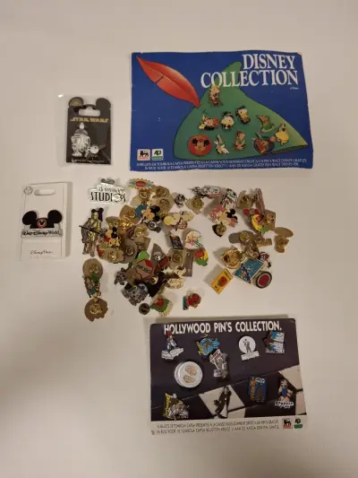 Verzameling vintage metalen en geëmailleerde speldjes Disney – kavel bij De Kringwinkel, Ronse