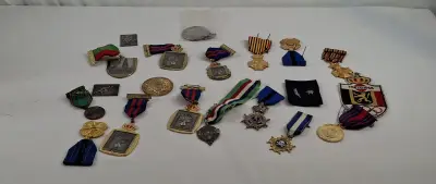 Lot van medailles, eretekens en herinneringsmedailles – kavel bij De Kringwinkel, Geraardsbergen