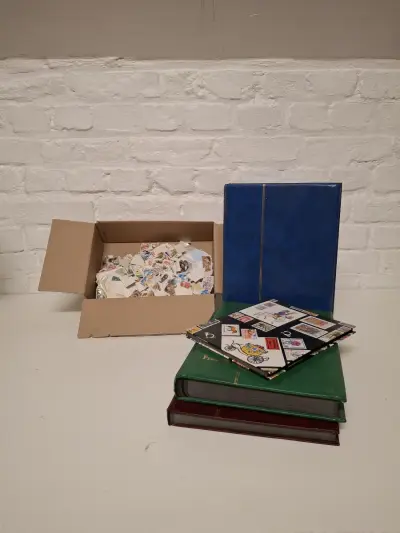 Lot Postzegels – kavel bij De Kringwinkel, Herzele