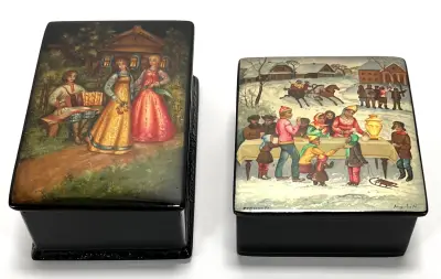 Russische lakdoosjes – folkloristische taferelen, 1983 en 1991 – kavel bij Veilinghuis Klinkhamer, Groningen