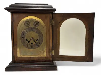 Tafelklok, Junghans – eikenhouten kast, Duitsland, ca. 1900 – kavel bij Veilinghuis Klinkhamer, Groningen
