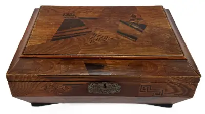 Houten naaidoos met marqueterie, 19e eeuw – kavel bij Veilinghuis Klinkhamer, Groningen