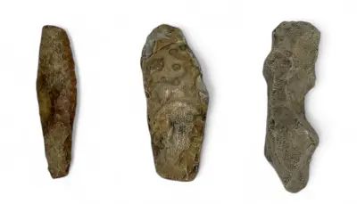 Prehistorische vuistbijlen - vuursteen en kwartsiet, paleolithisch – kavel bij Veilinghuis Klinkhamer, Groningen