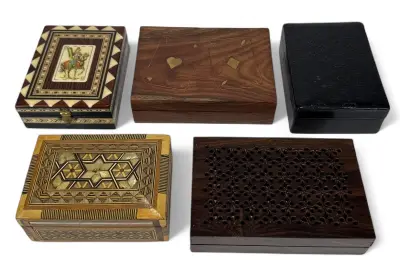 Houten kistjes met decors, 20e eeuw – kavel bij Veilinghuis Klinkhamer, Groningen