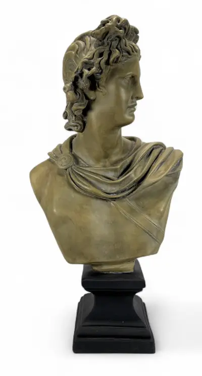 Kunststof buste - Apollo van Belvedère op zwarte sokkel, 20e eeuw – kavel bij Veilinghuis Klinkhamer, Groningen