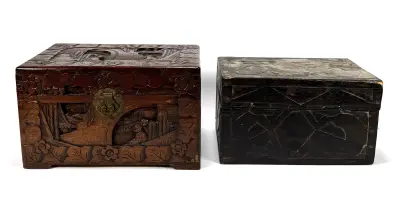 Houten kisten met snijwerk – 20e eeuw – kavel bij Veilinghuis Klinkhamer, Groningen