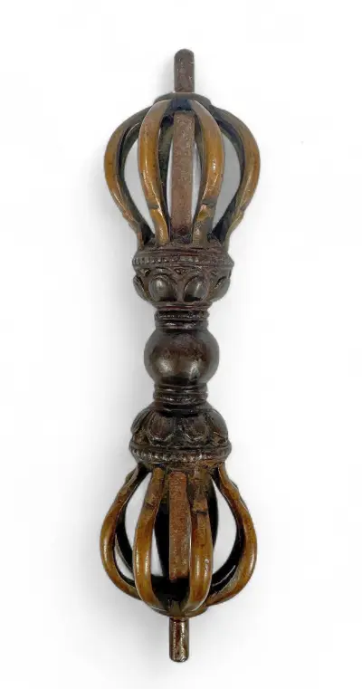 Messing vajra - boeddhistisch ritueel object, Tibet, 20e eeuw – kavel bij Veilinghuis Klinkhamer, Groningen