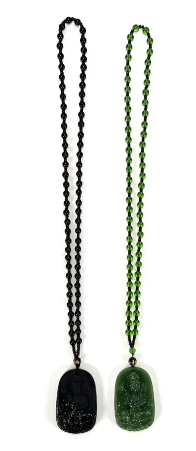 Kettingen met Boeddha amulet – eind 20e eeuw – kavel bij Veilinghuis Klinkhamer, Groningen