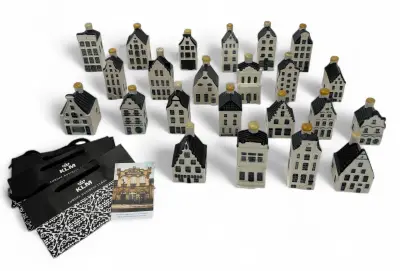 Keramieken KLM-huisjes, Bols - Nederland, 20e/21e eeuw – kavel bij Veilinghuis Klinkhamer, Groningen