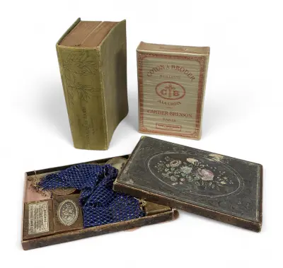 Lot handwerkgerei en DMC Encyclopédie des Ouvrages de Dames, 19e/20e eeuw – kavel bij Veilinghuis Klinkhamer, Groningen