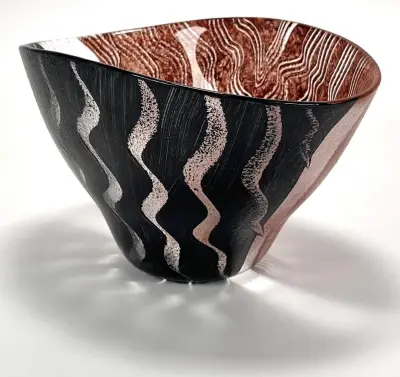 Schaal, Monica Backström voor Kosta Boda - Tonga-serie, Zweden, ca. 1998 – kavel bij Veilinghuis Klinkhamer, Groningen