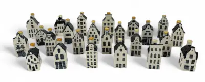 Keramieken KLM-huisjes, Bols - Nederland, 20e/21e eeuw – kavel bij Veilinghuis Klinkhamer, Groningen