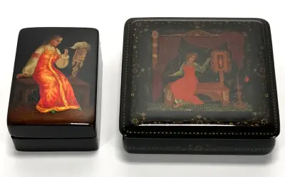 Russische lakdoosjes, Palekh - folkloristische scènes, 20e eeuw – kavel bij Veilinghuis Klinkhamer, Groningen