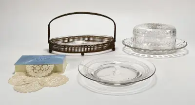 Lot curiosa – glaswerk en onderzetters, 20e eeuw – kavel bij Veilinghuis Klinkhamer, Groningen