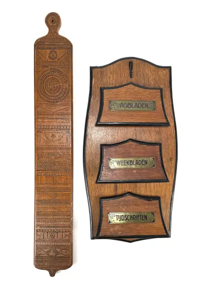 Houten mangelplank en Art Deco bladenrek - 19e eeuw/begin 1900 – kavel bij Veilinghuis Klinkhamer, Groningen