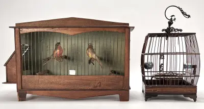 Vogelkooitjes van hout en kunststof, 20e eeuw – kavel bij Veilinghuis Klinkhamer, Groningen