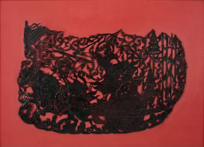 Stof kunstwerk, Nang Yai schaduwpop - Ramakien strijdscène, Thailand, 20e eeuw – kavel bij Veilinghuis Klinkhamer, Groningen