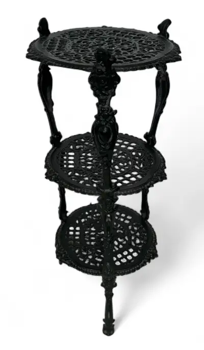 Gietijzeren plantentafel, ca. 1900 – kavel bij Veilinghuis Klinkhamer, Groningen
