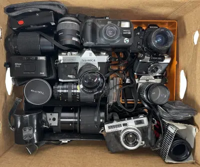 Analoge camera's en lenzen, tweede helft 20e eeuw – kavel bij Veilinghuis Klinkhamer, Groningen
