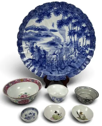 Porseleinen schotel en kommetjes – Chinese en Japanse decors, 19e/20e eeuw – kavel bij Veilinghuis Klinkhamer, Groningen