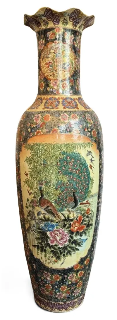 Satsuma vloervaas – decor met pauwen en pioenrozen, China, 20e eeuw – kavel bij Veilinghuis Klinkhamer, Groningen