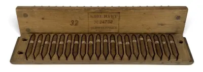 Houten sigarenmal met sigaren, Karl Hart, Schwetzingen - Duitsland, 20e eeuw – kavel bij Veilinghuis Klinkhamer, Groningen