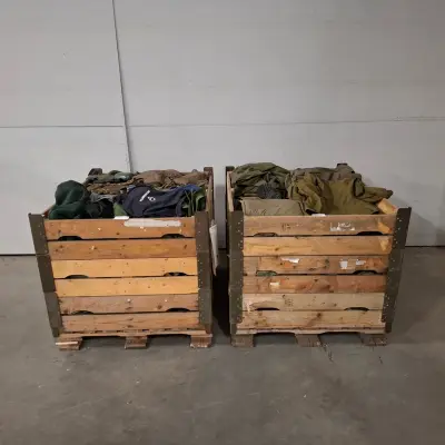 2x Partij camouflage kleding en uitrusting, Woodland / KPU / KL / Falke / Profile – kavel bij Onlineveilingmeester, Groningen