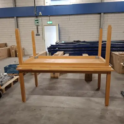 2x Houten tafel – kavel bij Onlineveilingmeester, Groningen