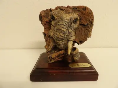 Afrikaanse olifantenhoofd beeldje - The Maiku Collection (Marka Gallery) – kavel bij De Kringwinkel, Leopoldsburg