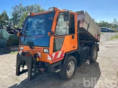 Dreiseitenkipper mit V-Schneepflug Bucher City King 80 (2000) – kavel bij Blinto, Molau