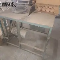 Metalen zaagtafel met zaagmachine – kavel bij BOPA Auctions, Houthulst