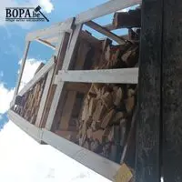 Houten kist met hout. 2 stuks – kavel bij BOPA Auctions, Houthulst