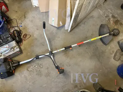 Freischneider FUXTEC – kavel bij IVG, Glandorf