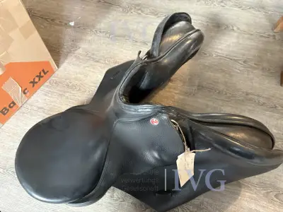 Reitsattel KIEFFER Springsattel – kavel bij IVG, Glandorf